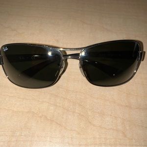 Ray bans rb3379 004